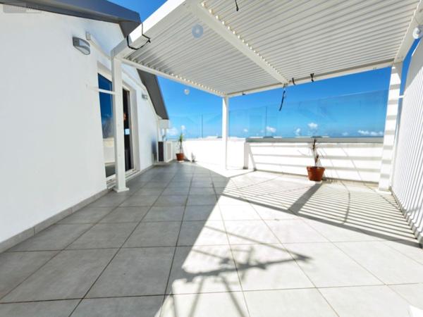 Appartement à vendre à Sainte-Clotilde à la Réunion (97490), ref : 97405/243 La Bretagne