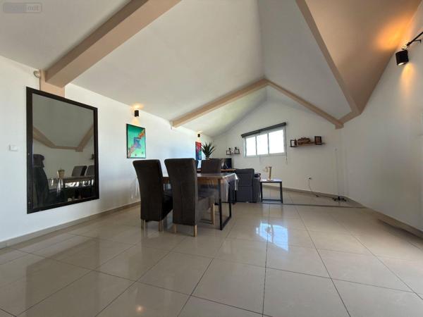 Appartement à vendre à Sainte-Clotilde à la Réunion (97490), ref : 97405/243 La Bretagne