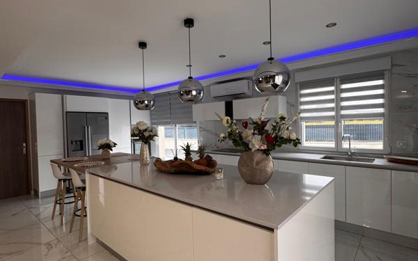 Maison à vendre    4 pièces • 159 m2 Nevers