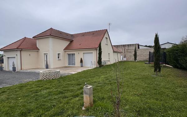 Maison à vendre    4 pièces • 159 m2 Nevers