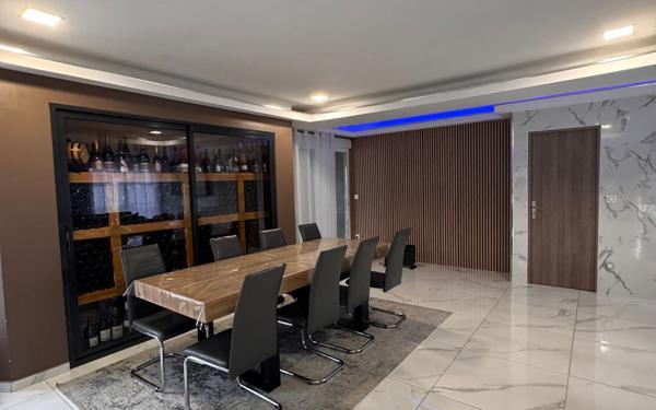 Maison à vendre    4 pièces • 159 m2 Nevers