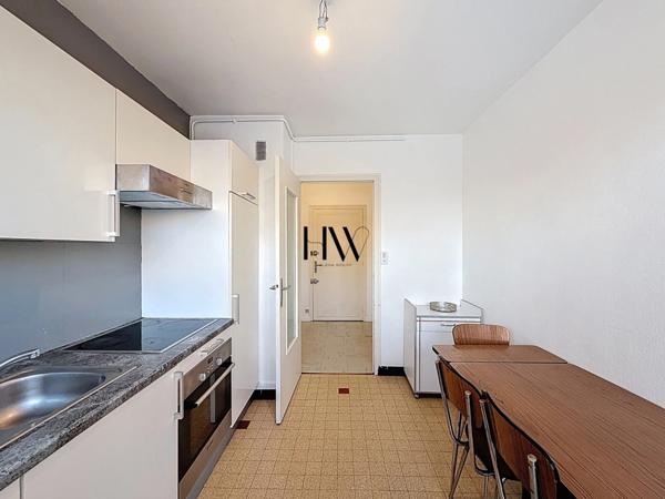 Appartement 2 pièces lumineux avec grand balcon – Fort potentiel – Annemasse, secteur Place de l’Étoile