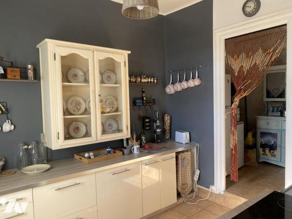 Belle maison en pierres à la sortie de PONTRIEUX 