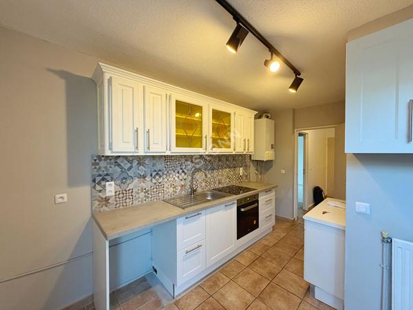 Appartement La Seyne Sur Mer 4 pièce(s) 84.11 m2 - Tamaris - Dernier étage - 3 chambres