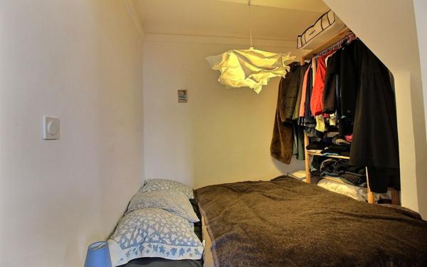 Appartement à vendre    2 pièces • 35 m2 Marseille 6