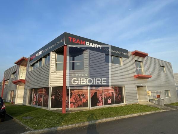 Local d'activites 479 m² à louer MONTGERMONT (réf : 35.6831)