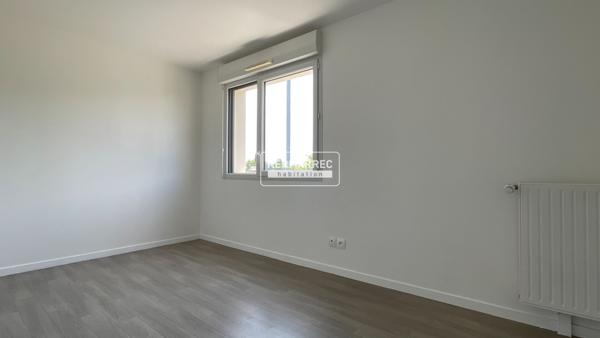 Appartement 4 pièces – 80 m² environ à Saint-Nazaire (ref : 79310SN)