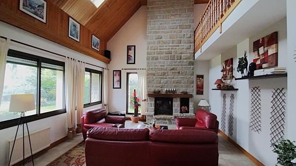 Maison à vendre 5 pièces COMBRIT (29)