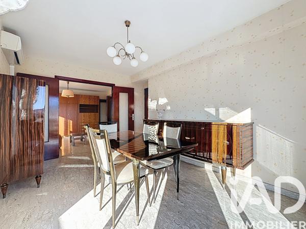 Location appartement 3 pièces 71 m² Ollioules