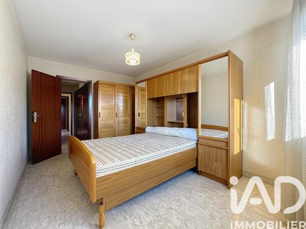 Location appartement 3 pièces 71 m² Ollioules