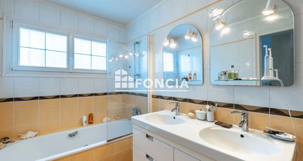 À vendre Maison 8 pièces 170 m² - Fresnes 94260