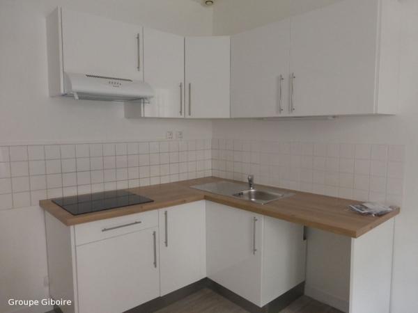 Appartement T2 à louer - 35 m² (réf : 558026)