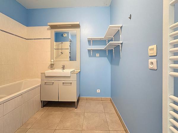 Appartement Marseille T3 60 m2 plus terrasse 17 m2