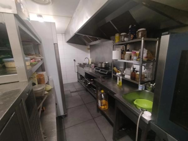 Restaurant rénové à vendre – Emplacement premium – Zone dynamique de Vannes