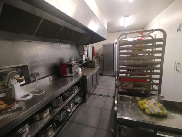 Restaurant rénové à vendre – Emplacement premium – Zone dynamique de Vannes