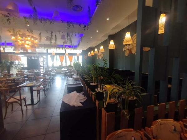 Restaurant rénové à vendre – Emplacement premium – Zone dynamique de Vannes