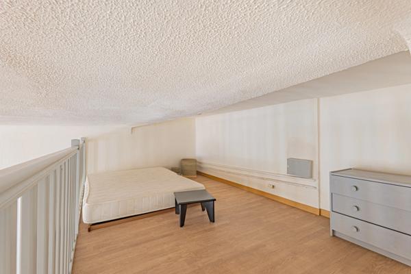 Nice Port – 3 pièces + mezzanines – Dernier étage avec ascenseur