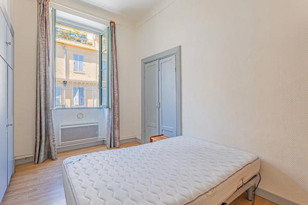 Nice Port – 3 pièces + mezzanines – Dernier étage avec ascenseur