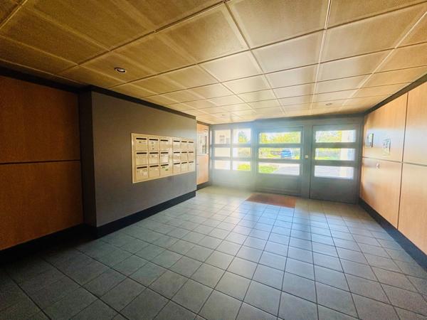 À vendre – Bel appartement lumineux T2 Trélazé proche ANGERS Balcon et Cave