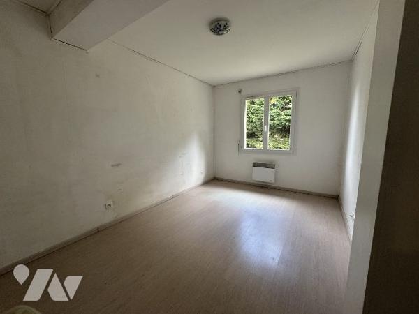 Au calme Plain-pied de 2010 Combles aménageables