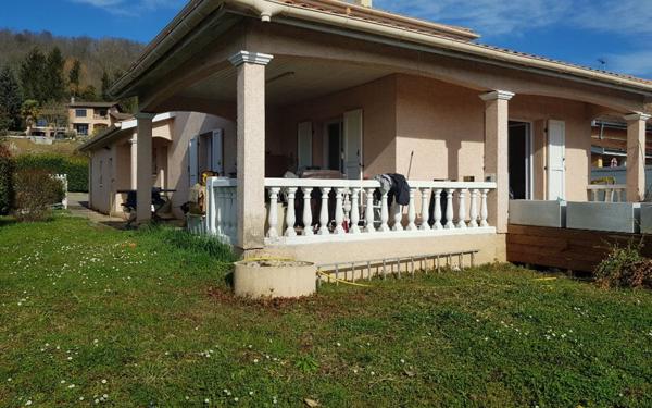 Maison à louer    5 pièces •  Saint-Maurice-de-Beynost