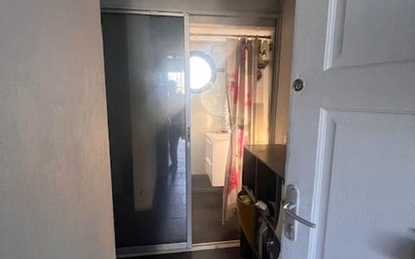 Immeuble à vendre    3 pièces • 75,60 m2 Les Abymes