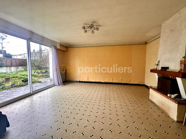 Vente Maison130 m² - 6 Pièces - LA ROCHE SUR YON (85000)