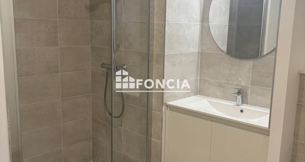 Location Appartement 3 pièces 69.01 m² - Laval 53000
