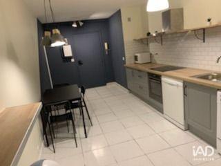 Location appartement 1 pièce 9 m² Cergy