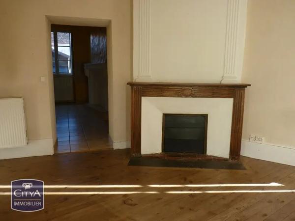 Immeuble à vendre 450m² Riom (63200)