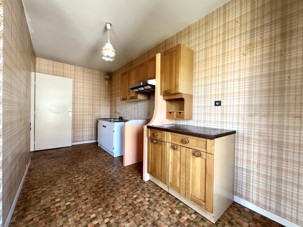 SABLON : Appartement 3 pièces de 64m2 avec stationnement privatif