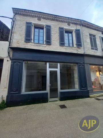 Lesparre Medoc : 445 € - AJP Lesparre Immobilier