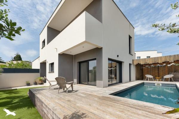 Maison à vendre 690 000 € Saint-Aunès 5 p 150 m² DPE A