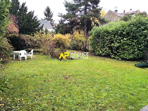 Argenteuil Maison plein pied 4 pièces 3 chambres 116m2 €375 000 ** - Référence 4495