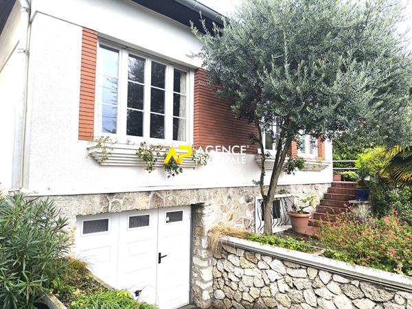 Argenteuil Maison plein pied 4 pièces 3 chambres 116m2 €375 000 ** - Référence 4495