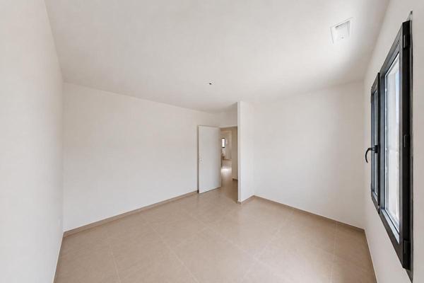 VILLA NEUVE  3 CHAMBRES PISCINE