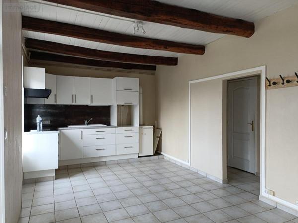 Maison à louer à Plessala dans les Côtes-d'Armor (22330), ref : 22115-L323