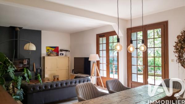 Maison à vendre 9 pièces 225 m² Séreilhac