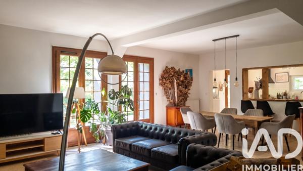 Maison à vendre 9 pièces 225 m² Séreilhac