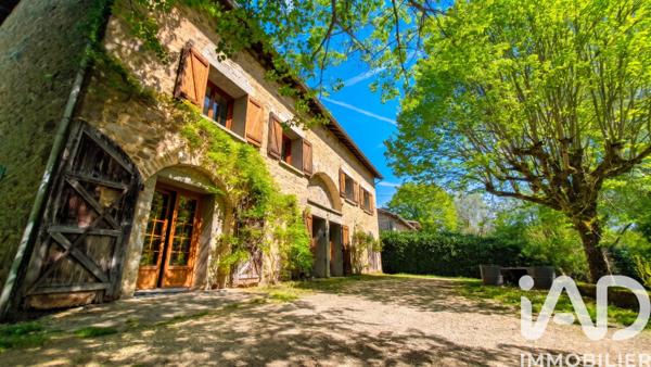 Maison à vendre 9 pièces 225 m² Séreilhac