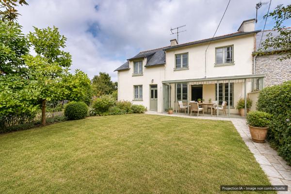 Maison à rénover de 145 m² avec dépendances et plus d’un hectare de terrain – Le Mené