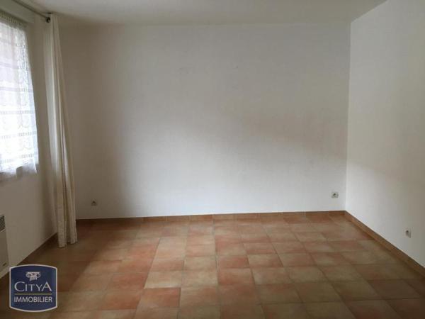 Appartement à louer 1 pièce 27.6m²