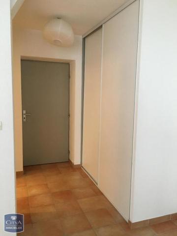 Appartement à louer 1 pièce 27.6m²