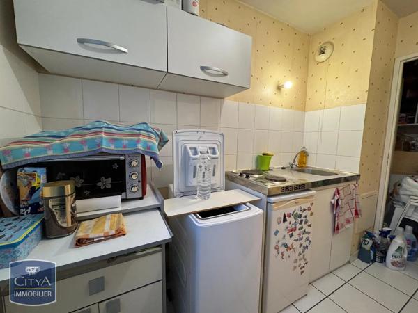 Appartement à louer 2 pièces 48.5m² Val-de-Reuil (27100)