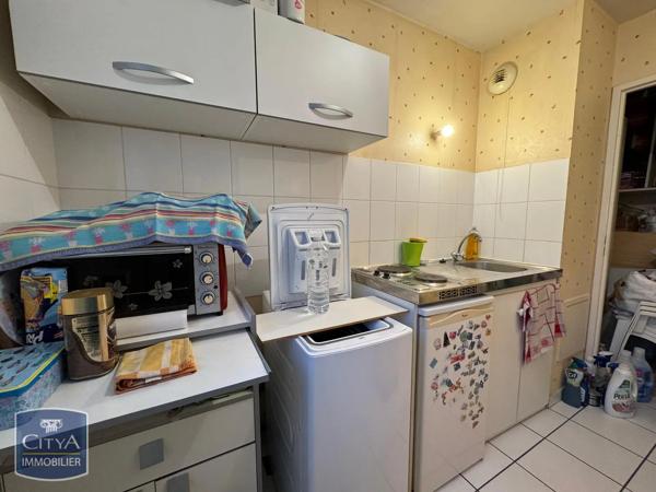 Appartement à louer 2 pièces 48.5m² Val-de-Reuil (27100)