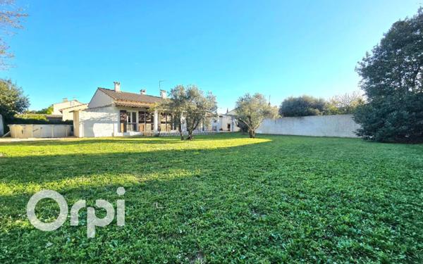 Maison à vendre    6 pièces •  Saint-Martin-de-Crau