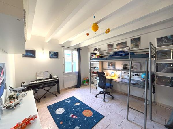 Maison 9 pièces - 170 m² Exclusivité efficity