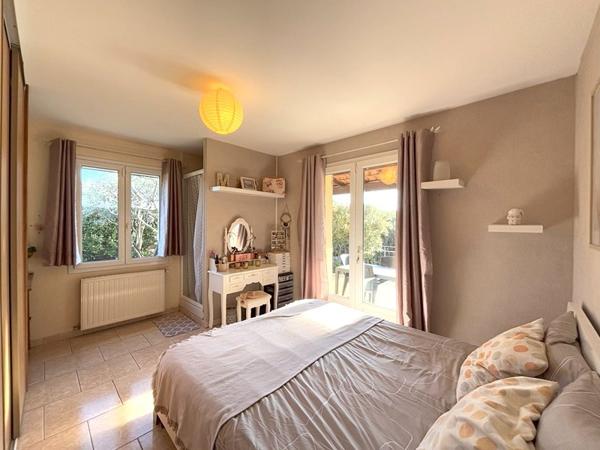 Maison 9 pièces - 170 m² Exclusivité efficity