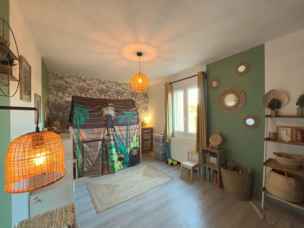 Maison 9 pièces - 170 m² Exclusivité efficity