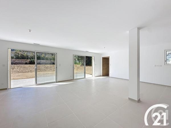 Maison à vendre  6 pièces - 123 m2 ROBION - 84